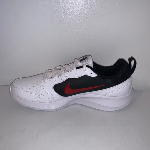 Nike Todos - Picture 3 of 4